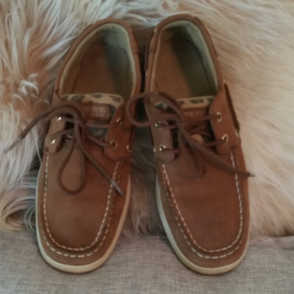 Sperry Cheeta Intrepid Girls shoe